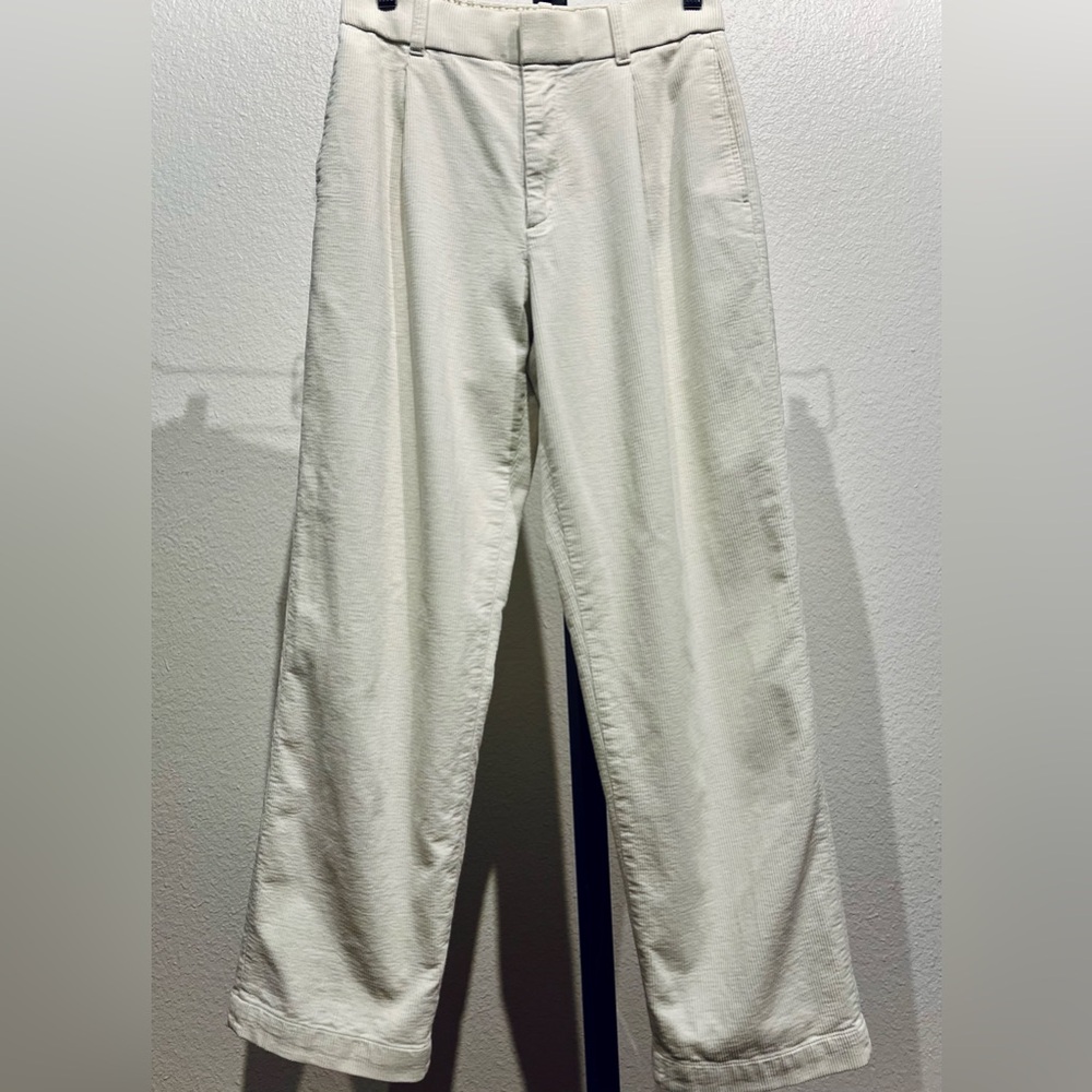 Uniqlo Ivory White Straight Leg Corduroy Pants - Size XS (Women’s)